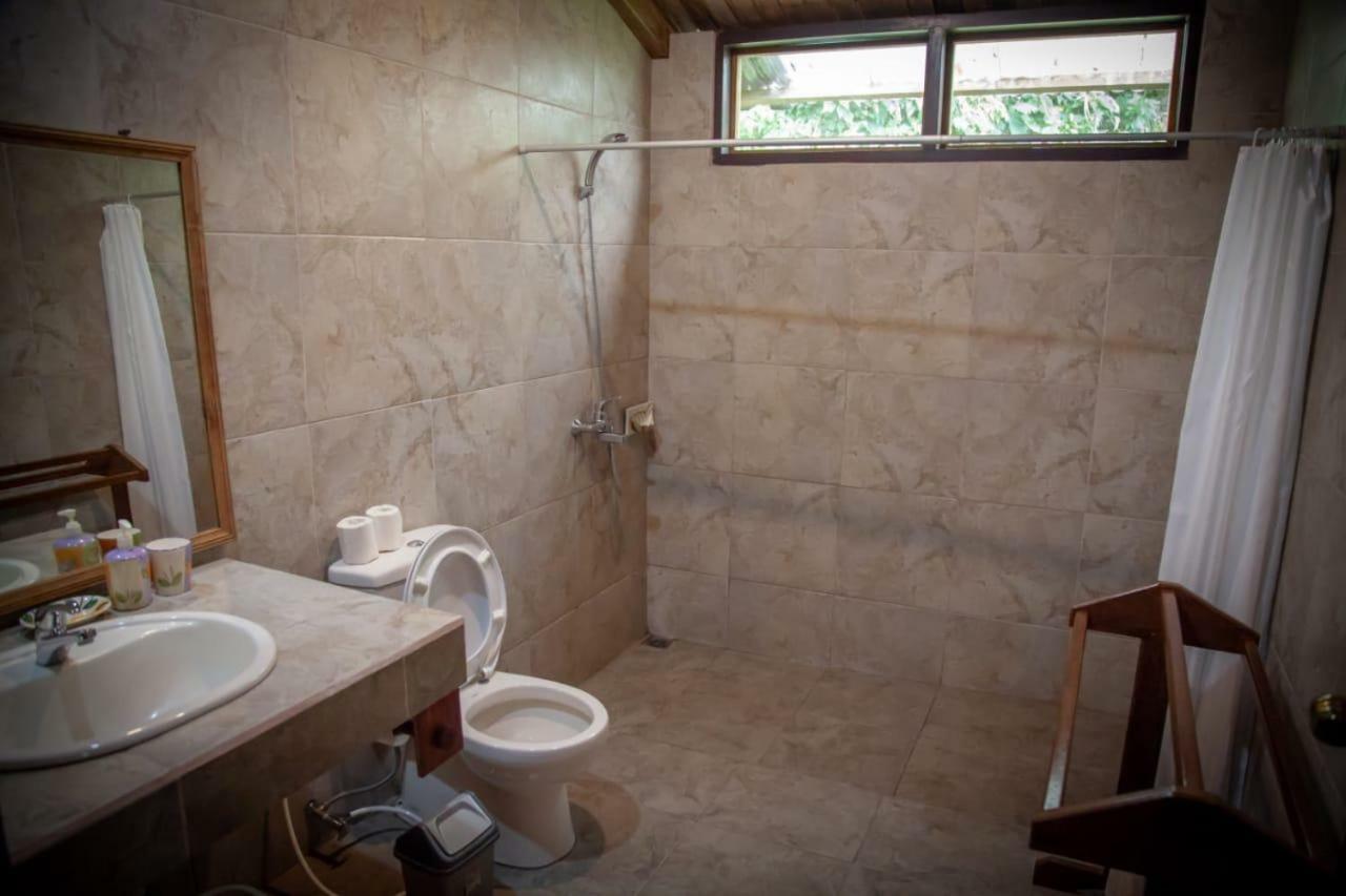 Gardenia Country Inn Tomohon Ngoại thất bức ảnh