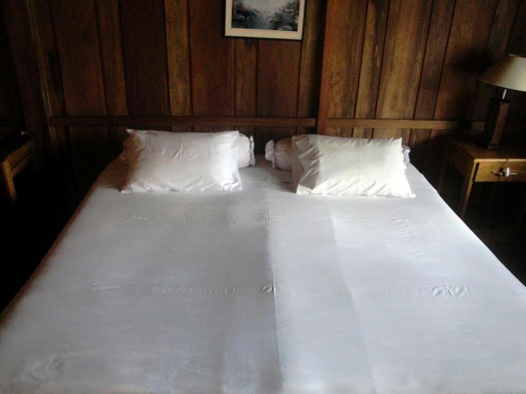 Gardenia Country Inn Tomohon Ngoại thất bức ảnh