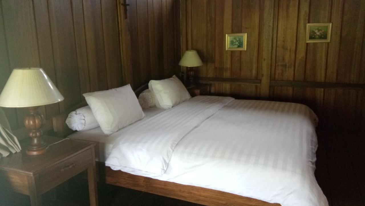 Gardenia Country Inn Tomohon Ngoại thất bức ảnh