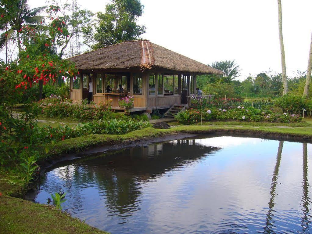 Gardenia Country Inn Tomohon Ngoại thất bức ảnh